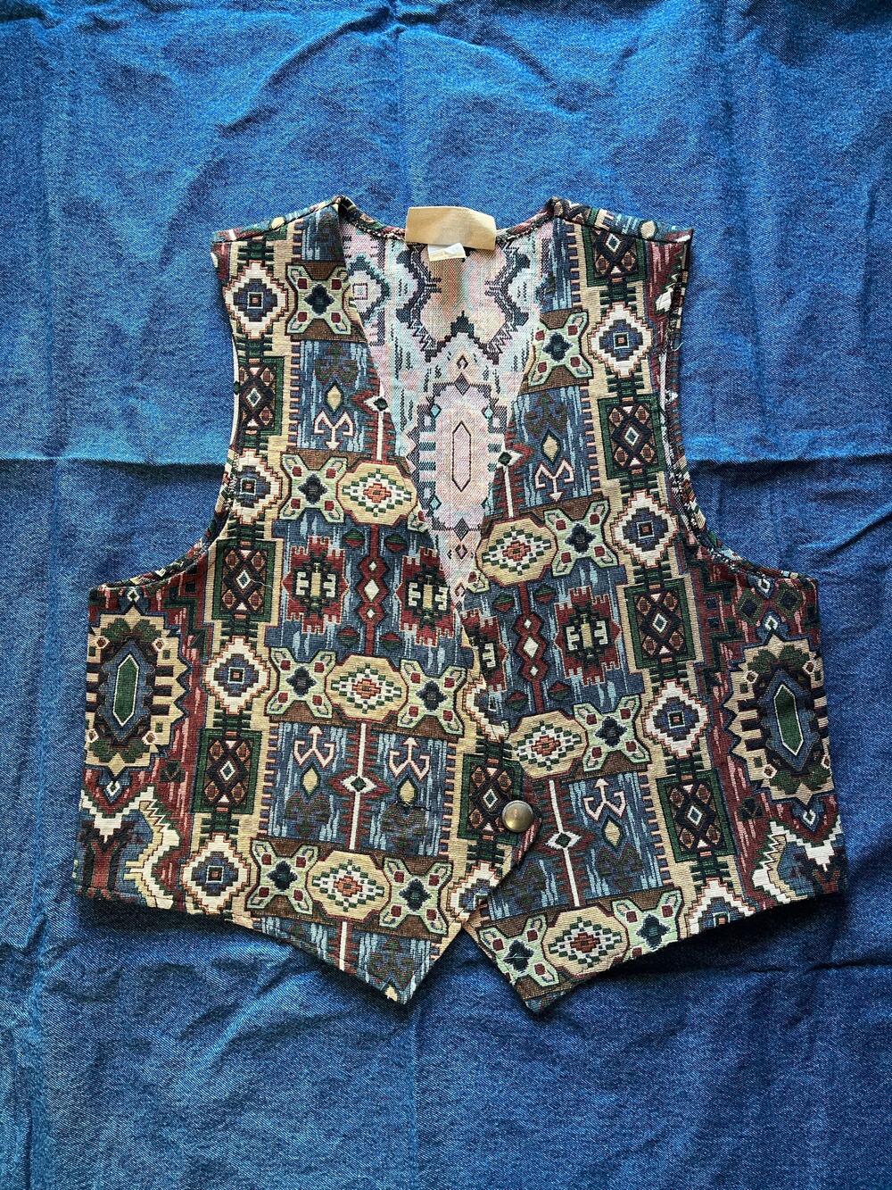 New Frontier Clothing Company Inc Geometric Western Vest Cut 532